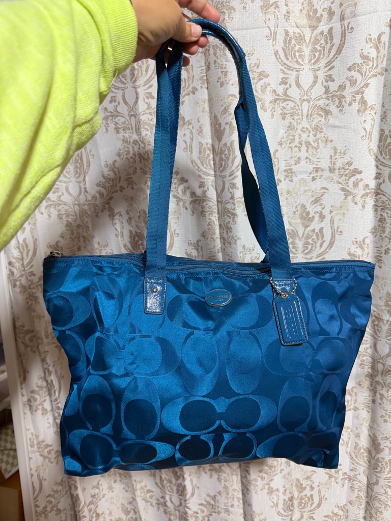 Coach Shiny Blue Signature Tote